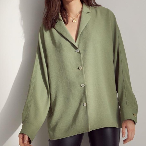 Aritzia Wilfred Flowy Button-Up - Picture 3 of 3
